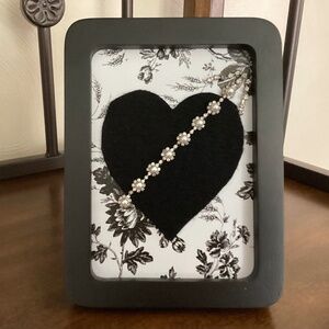 Unique vintage faux jewel heart in frame